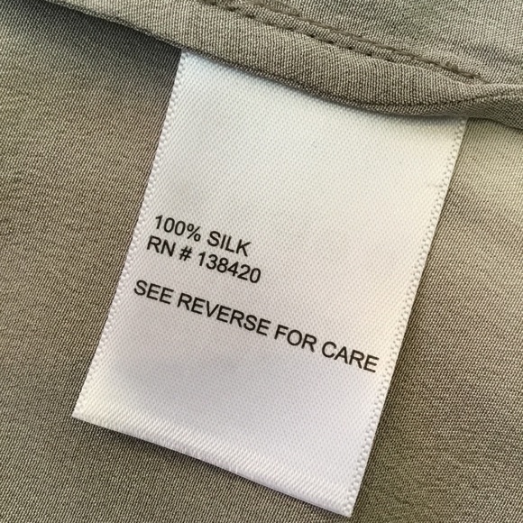 NWT $278 Etcetera blouse. - Picture 6 of 7